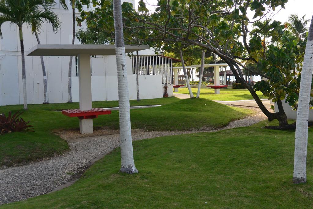 Cozy Beachfront Studio San Juan Exterior photo